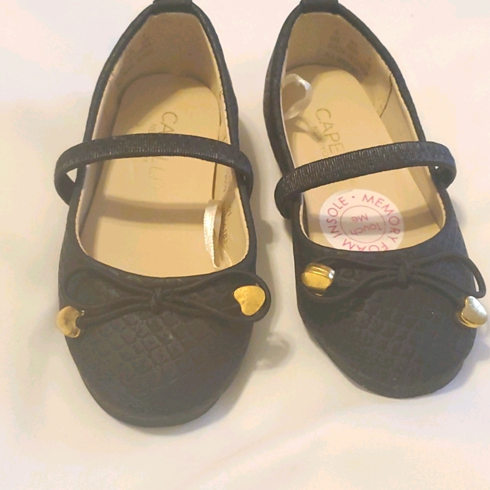 NIB size 5 toddler girl shoes